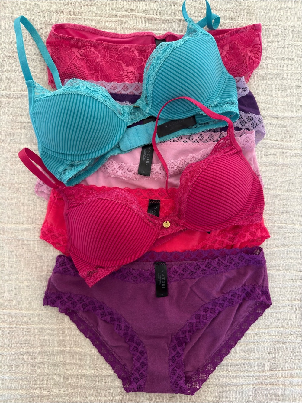 👙 Natori Lingerie Set